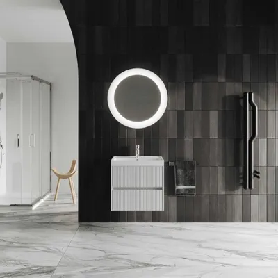 Produktbild von Badmöbel- Set in weiß geriffelt mit runden Led Lichtspiegel | Cortina