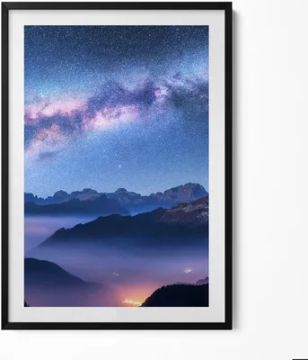 Produktbild von Sternenhimmel über den Bergen– Wandbild mit Rahmen – Gerahmtes Bild  – Wanddekoration – 70x100 cm –  Schwarz Rahmen