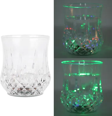 Imagen del producto de Taza LED con cambio automático de color, sensor de agua, ideal para fiestas, bares, como regalo