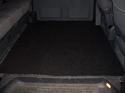 Produktbild von Gastraum Teppich Fußmatte passend für VW T5 Multivan Startline