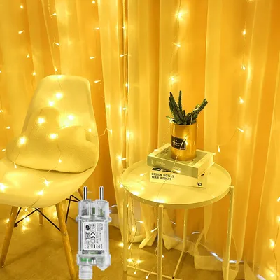 Obrázok produktu pre LED závesný reťazec LARS360, 3 x 3 metre, 300 LED, teplá biela farba, 8 režimov svietenia, funkcia pamäte, vianočná, svadobná a párty dekorácia