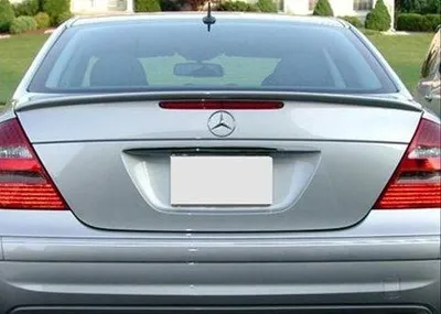 Zdjęcie produktu dla Tylny spojler spoiler warga bagażnika do Mercedes E-Class W211 sedan