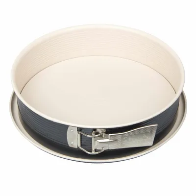 Produktbild von Zenker Springform mit Flachboden Crème Noir Hochwertige Backform für Kuchen und Torten, hitzebeständig bis 230°C