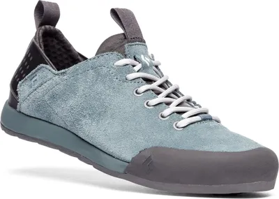 Zustiegsschuhe Session Suede von Black Diamond in hellblau mit grauen Akzenten und Schnürung.