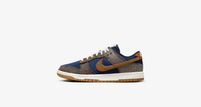 Produktbild von Nike Dunk Low „Midnight Navy Corduroy“, FQ8746-410, Größe: 46