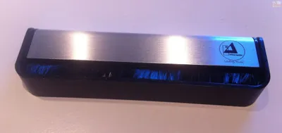 Produktbild von Doppeldecker Kohlefaserbürste - Plattenbürste - Clearaudio