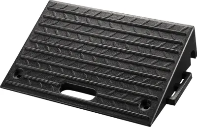 Obrázek produktu pro Obrubníková rampa Wiltec do 50 t, rampa z robustní pryže 500 x 315 x 107 mm, modulární konstrukce, nájezdová rampa pro osobní automobily, motocykly nebo nákladní automobily