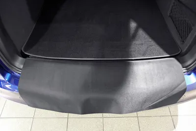 Produktbild von Kofferraummatte mit Ladekantenschutz passend für BMW 2er F46 Gran Tourer 2015-2022
