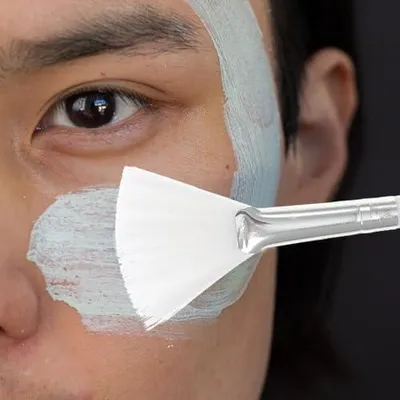 Produktbild von Maskenpinsel Nylonborsten 2 Stück mit Holzgriff für Kosmetikstudio und Hautpflege Einfach zu Reinigen Komfortabel für Empfindliche Gesichtshaut