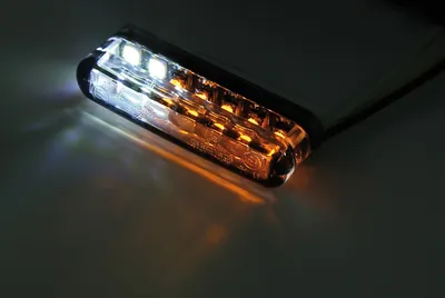 Immagine prodotto di Indicatore a LED incorporato con luce di posizione Coppia di tinte corte