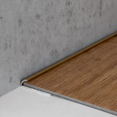Produktbild von PROVISTON | Einfass- & Abschlussprofil | Aluminium | 25 x 4 x 1000 mm | Silber | Einschubprofil | Abschlussleiste | Bodenprofil