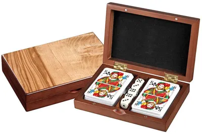 Produktbild von Philos Rommé, Spielkartenset mit Würfeln (5 Stück)