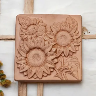 Obrázek produktu pro Ruční práce z Itálie: Nástěnný reliéf Slunečnice 18x18cm