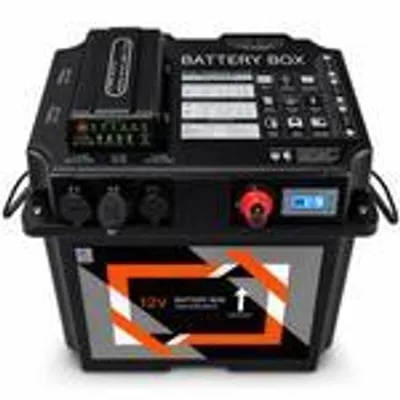 Produktbild von NEMAXX® BB210 12V Batteriebox mit 25A DC-DC-Ladegerät – 3x 12V, 2x USB/QC3.0, 6x 50A Anderson, 175A, Voltmeter, Solar- & Alternator-Eingang
