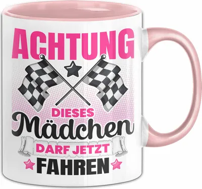 Produktbild von Führerschein Bestanden Geschenk Tasse Bestandener Führerschein Achtung Dieses Mädchen Darf Jetzt Fahren Fahrschule Kaffee-Becher (Rosa)
