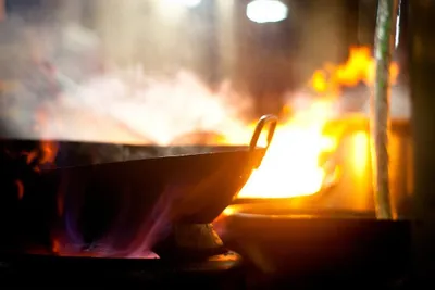 Produktbild von Einbrennservice Wok kleiner 44 cm Ø , Rückgabe oder Umtausch von eingebrannten Wok ist nicht möglch