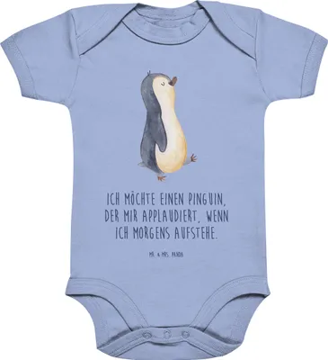 Produktbild von Mr. & Mrs. Panda strampelanzug Pinguin marschieren 1. - 3. Monat - Dusty Blue - Geschenk, Babybody, Unausgeschlafen, Familie, Strampler Baby, babykleidung body, Einteiler