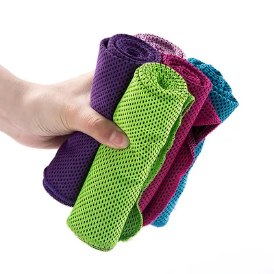Produktbild von Sporthandtuch 4 Stück kühlendes Handtuch, Kühltuch Kühlhandtuch, Mikrofaser Handtücher Schnelltrocknend Sporthandtuch Strandhandtuch Reisehandtuch für Fitness Gym Yoga and Outdoor Sports