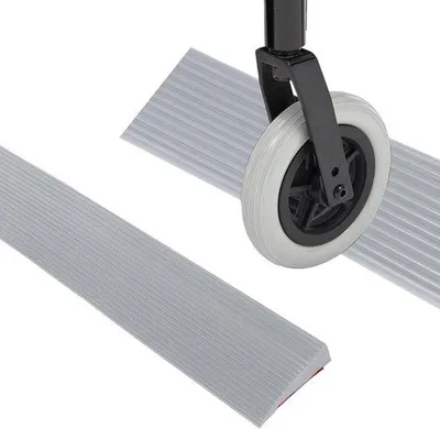 Produktbild von Famanu Rampe für Rollstühle und Kinderwagen - Belastbar bis 800 kg