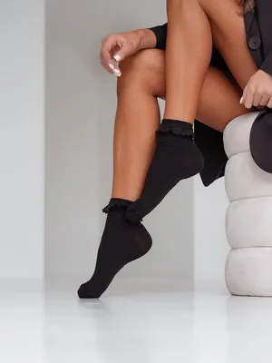 Produktbild von Spitzensocken 897 Milena für Damen schwarz Baumwolle bequem und elegant 37-41