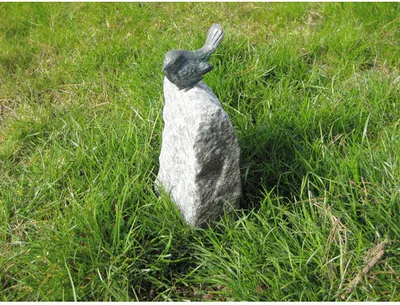Produktbild von Gartenfigur Rottenecker Vogel auf Granit