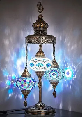 Zdjęcie produktu dla Turecka mozaikowa lampa podłogowa – ręcznie wykonana marokańska lampa z 3 kulami w wielu kolorach – wysokość 100 cm