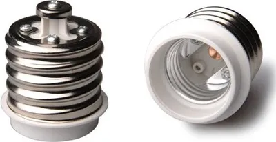 Produktbild von DOTLUX Adapter von E40 Sockel auf E27 Fassung