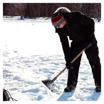 Produktbild von Ergonomische Schneeschaufel - 33 cm für Winterarbeiten