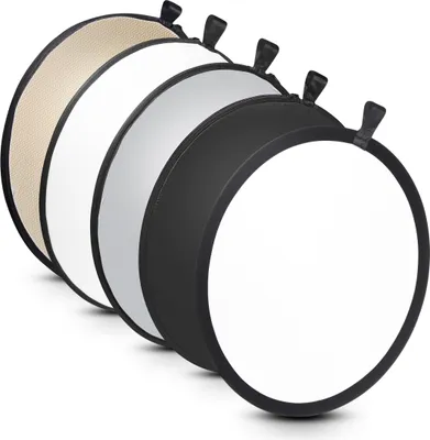 Produktbild von Walimex pro 5-in-1 Faltreflektor Set Ø 56 cm Wavy-Goldfarben Silberfarben Weiß Schwarz Transparent inkl. Transporttasche faltbarer Fotoreflektor