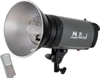 Immagine prodotto di Falcon Eyes Studioflisser TF-400L con schermo LCD
