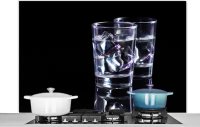 Produktbild von KitchenYeah®  Spritzschutz Küche - Küchenrückwand - Wandschutz für Herd und Spüle - Alkohol - Gläser - Getränke 120x80 - Alu-Dibond (Alternative zum Spritzschutz aus Glas) - Hitzebeständig - Herdsprit