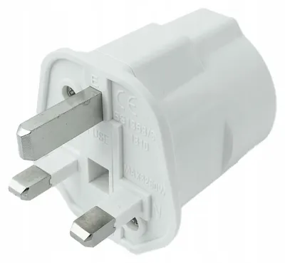 Produktbild von Adapter 2021 Reiseadapter Steckdose mit Sicherung für UK