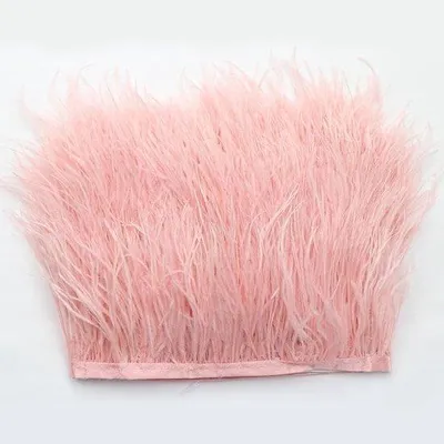 Imagen del producto de Plumas de avestruz sintéticas, suaves al tacto, 1 metro, para manualidades, disfraces, decoración artificial