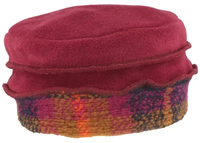 MtM warmer Fleece-Stoffhut mit Biese & Multicolor-Rand in rot