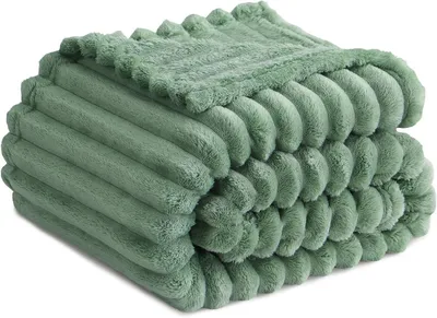 Productafbeelding van Fleece plaid - Knuffeldeken zacht - Ontspannen thuis - 3D geribbeld design - 130 x 150 cm - Groen
