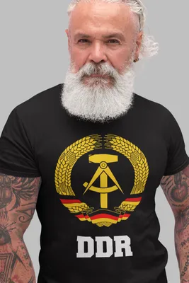 Produktbild von Herren T-Shirt DDR Schwarz Größe M