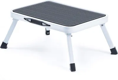 Produktbild von Klappbarer Tritthocker – Faltbare Leiter – Stahl – Rutschfest – Tragbar – Klappstufe – Leichtgewicht – Küchenhocker – Tragkraft 150 kg – Weiß