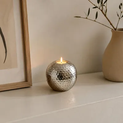 Produktbild von Vintage-Kerzenhalter, dekorative Metallkerzenständer für Tischdekorationen, Wohnaccessoires, Feiern, Kerzenlicht, Abendessen und Hochzeiten (Silber)