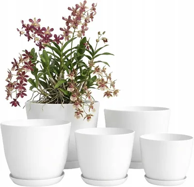 Produktbild von Weiße Kunststoff-Blumentöpfe mit Untersetzern, 5-teiliges Set