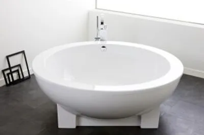 Produktbild von Hoesch Dreamscape Freistehende Rundbadewanne 1800 mm mit Außenverkleidung weiß - 6130.010010