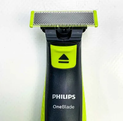 Produktbild von Philips Norelco OneBlade OneBlade QP2824/30 Face + Body, Folienschaber, Anthrazit, Limette, Contour-following technology; Dual protection system; Original Blade, Replace every 4 months**; QP210, QP220, QP230; QP610, QP620, QP410, QP420, 0,33 Jahr(e), Akku