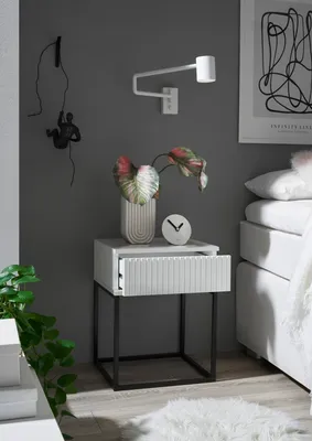 Produktbild von MARLE Nachttisch in Weiß - Moderner Nachtschrank mit Schublade und schwarzem Metallgestell - 40 x 52 x 38,5 cm (B/H/T)