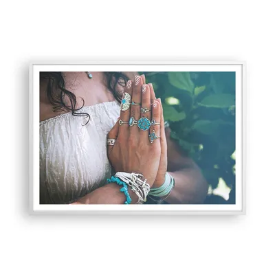 Produktbild von Gerahmtes Poster - Weißer Rahmen - Hände Schmuck Boho - 100x70 cm - Wand Bild - Wanddeko - Wandbilder - Kunstposter - Wandposter - Bilderrahmen - Bilder - Kunstdruck - P2WAA100x70-4412