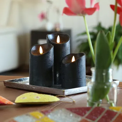 Produktbild von LED Kerzenset FLAMME - Rustik-Optik - Echtwachs - 3D Flamme - 3 Größen - Timer - schwarz- 3er Set