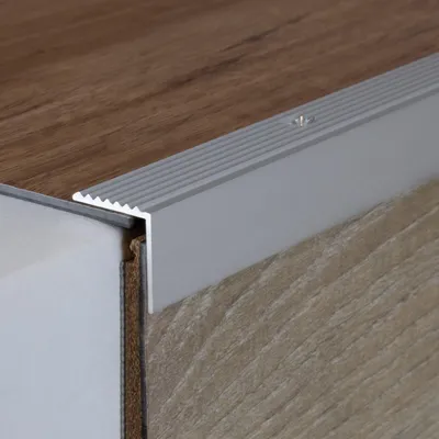 Produktbild von PROVISTON | Treppenkanten- & Winkelprofil | Aluminium | 20 x 20 x 1000 mm | Silber