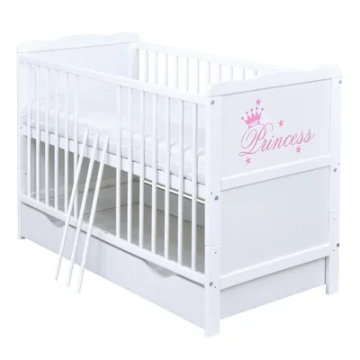 Produktbild von Baby-Delux Babybett Gitterbett Kinderbett Natalie Princess 2in1 140x70 Weiß Beißschienen mit Schublade Matratze, höhenverstellbar