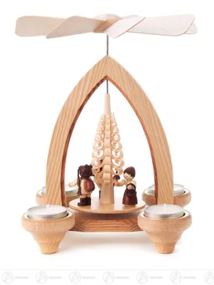 Produktbild von Pyramide mit Waldleuten, für Teelichte  Breite x Höhe x Tiefe 19 cmx24 cmx15,5 cm NEU