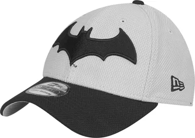 Produktbild von New Era 39Thirty Stretch Diamond Tech Cap - BATMAN - L/XL