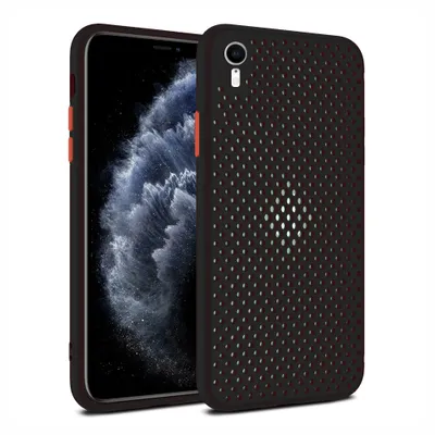 Zdjęcie produktu dla Silikonowe etui Smartphonica iPhone Xr z otworami - czarne