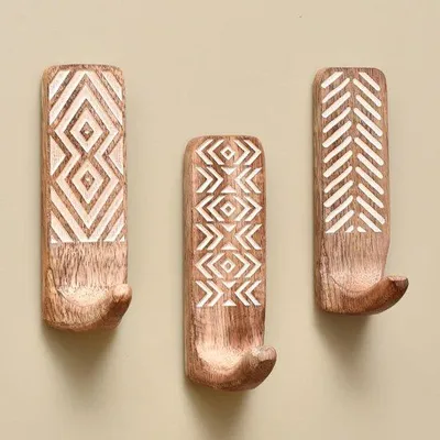 Produktbild von Indische Holzhaken mit 3 Haken und 6 Strips - Selbstklebend - Boho-Schlüssel-Holz-Haken - Wandbefestigung